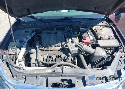 2011 Ford Fusion Se z USA, uszkodzony, nr VIN 3FAHP0HG4BR239219